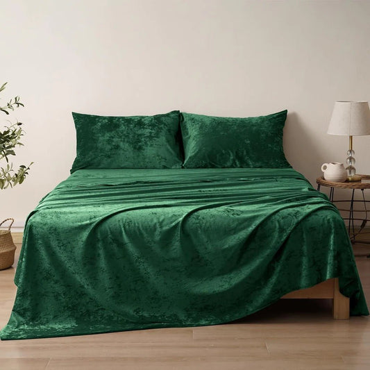 3 Pcs King Size Velvet Bedsheet - Green